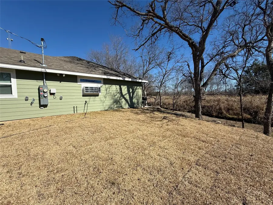 1704 E 3rd St E #1,2, Lampasas, TX 76550 - #3
