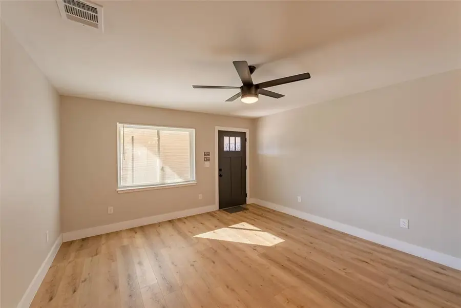 4306 Shallowbrook Trl, Austin, TX 78744 - #3
