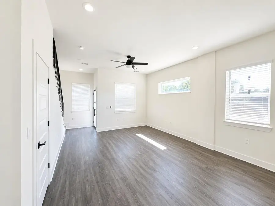 1106 Begonia Ter #1, Austin, TX 78741 - #3