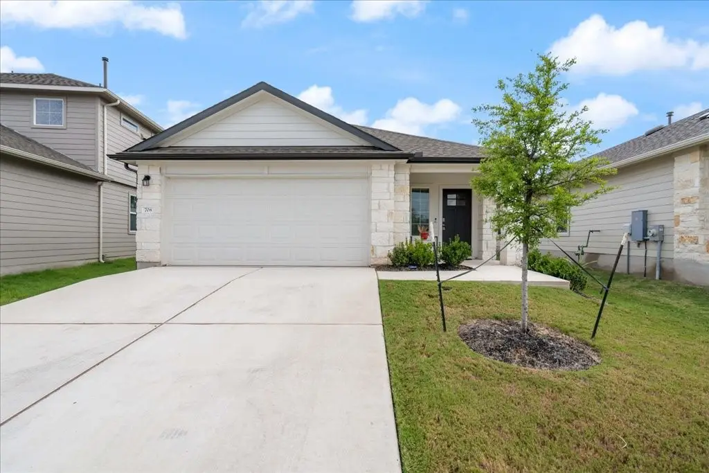 708 Shallowford Pl, Bastrop, TX 78602 - Image #1