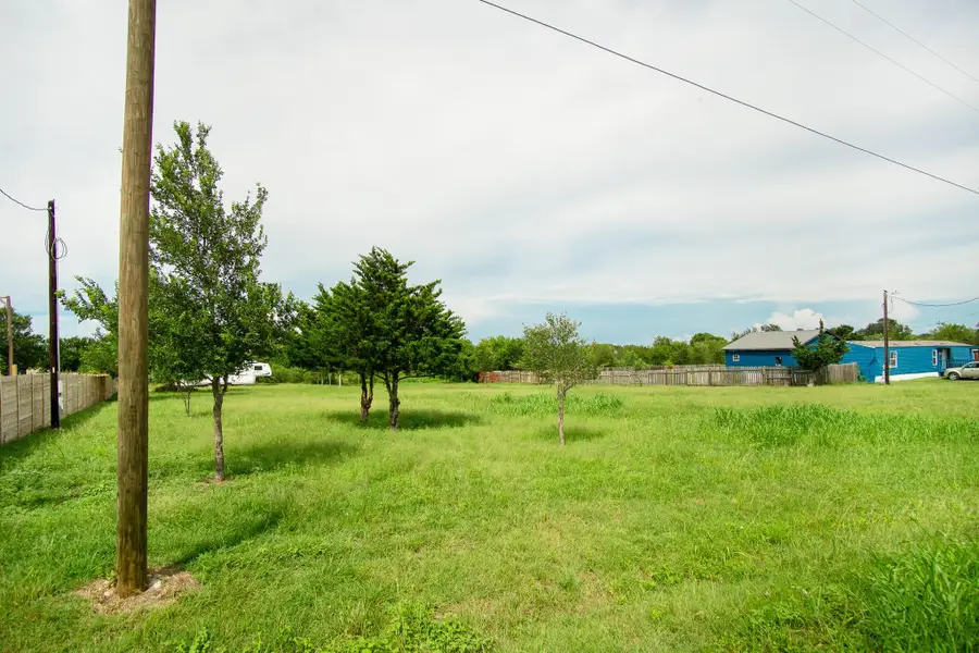 126 Cuernavaca Dr, Del Valle, TX 78617 - #3