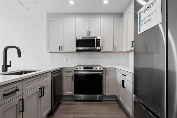 1800 E 4th St #295, Austin, TX 78702