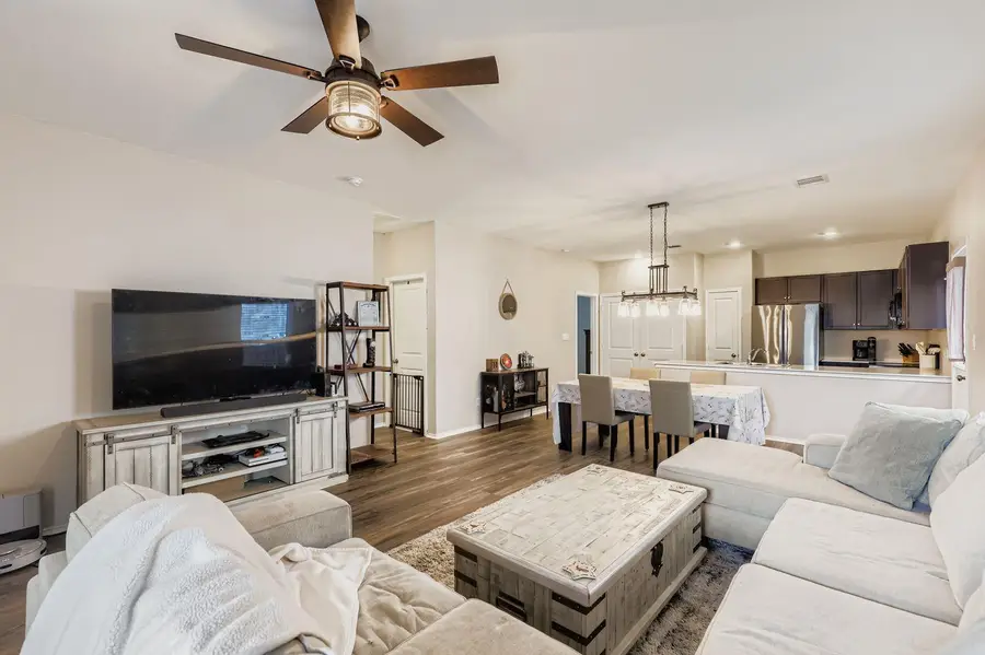 192 Standing Rock Ln, Marble Falls, TX 78654 - Image #3