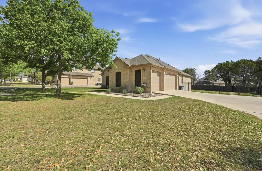 2520 Klemm St, New Braunfels, TX 78132 - #2