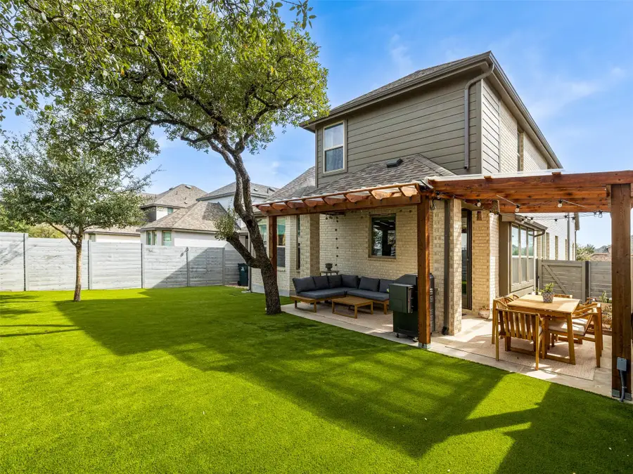 233 Arrowhead Mound Rd, Georgetown, TX 78628 - #2