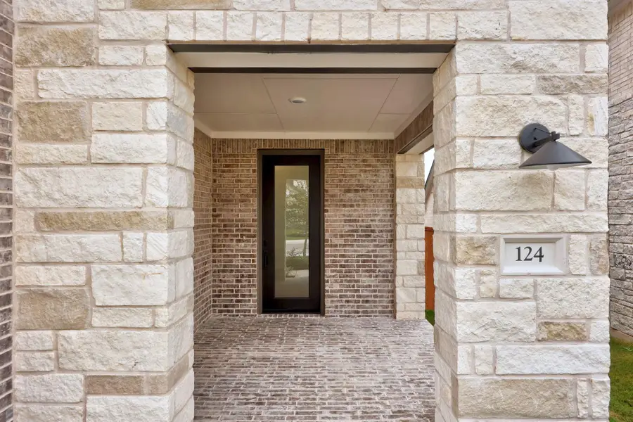 124 Emerald Grove Dr, Georgetown, TX 78633 - Image #2