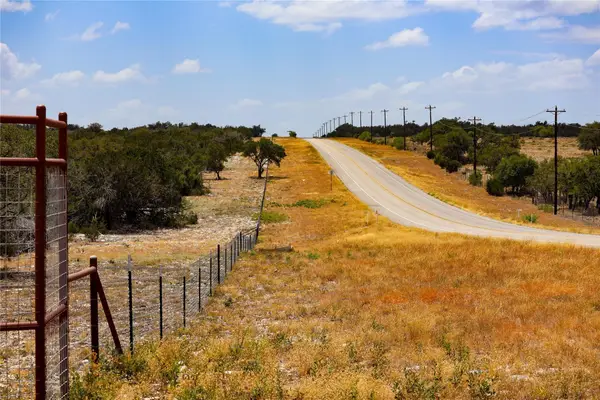 674acres Us-83 Highway, Mountain Home, TX 78058