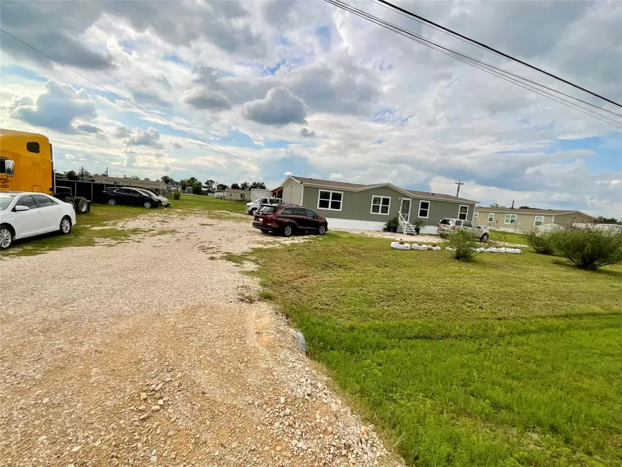 128 Ciervo St, Cedar Creek, TX 78612 - #2