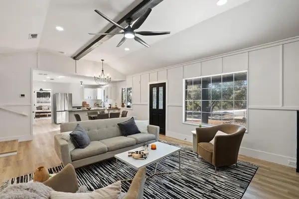 234 Woodcreek Dr, Wimberley, TX 78676