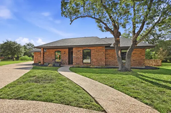 5000 Desert Oak Cir, Austin, TX 78749