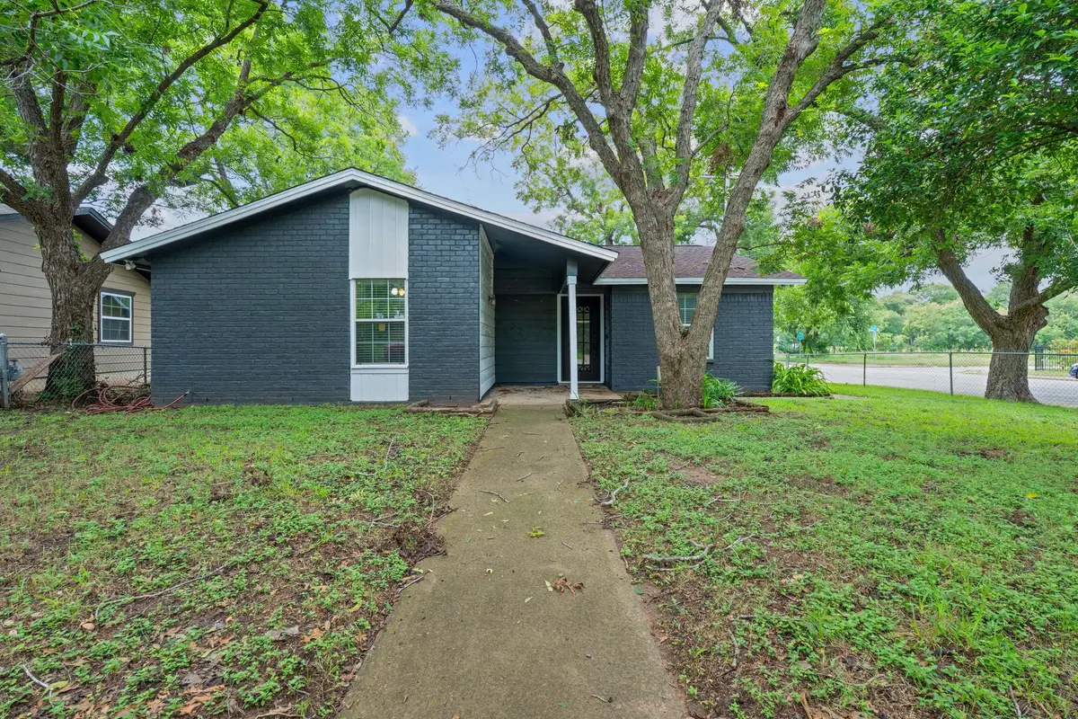1101 Mahan Dr, Austin, TX 78721 - Image #1