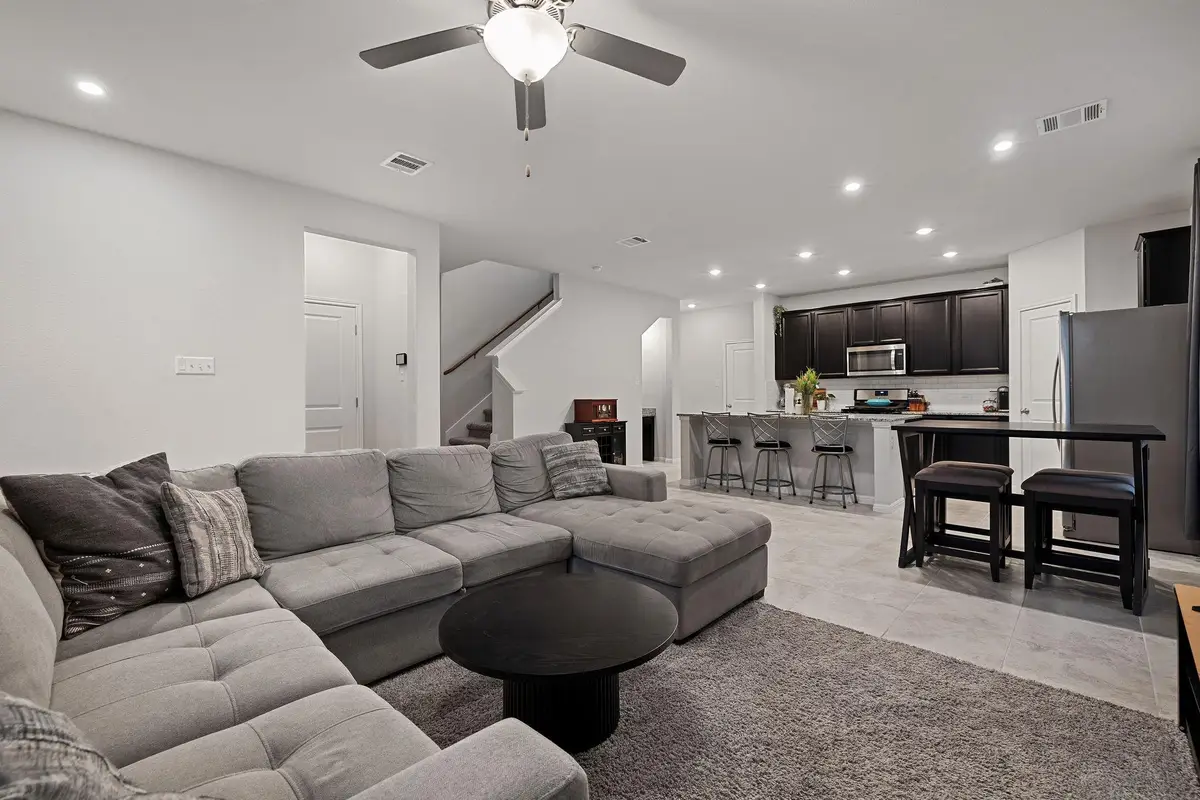 5801 Pleasanton Pkwy, Pflugerville, TX 78660 - #1
