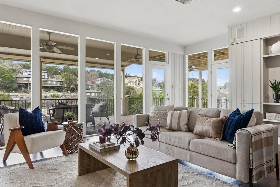 718 Bermuda St, Lakeway, TX 78734 - #3