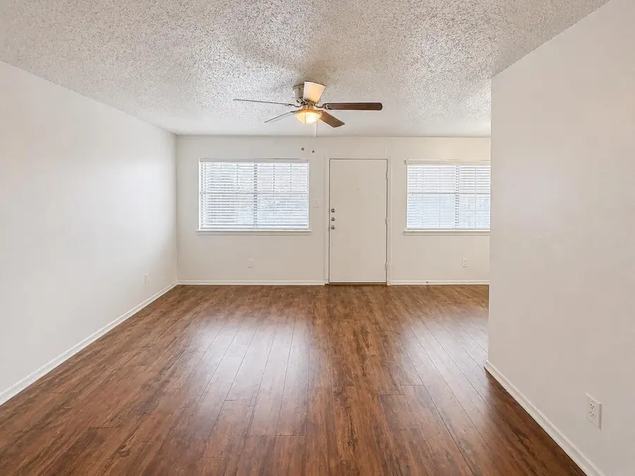 2704 Salado St #103, Austin, TX 78705 - #2