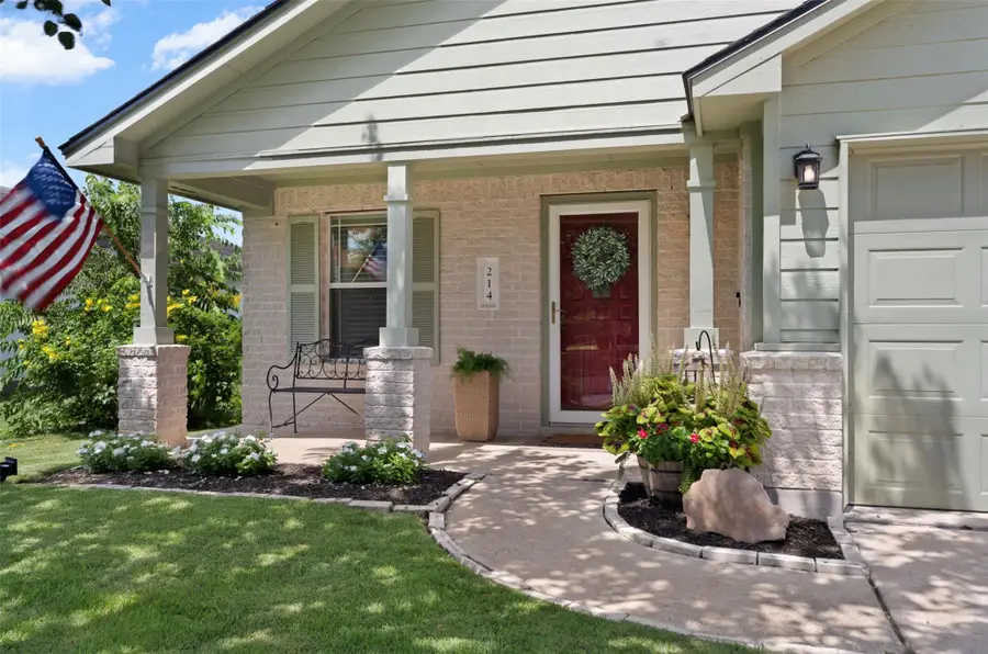 214 Jennifer Ln, Bastrop, TX 78602 - #2