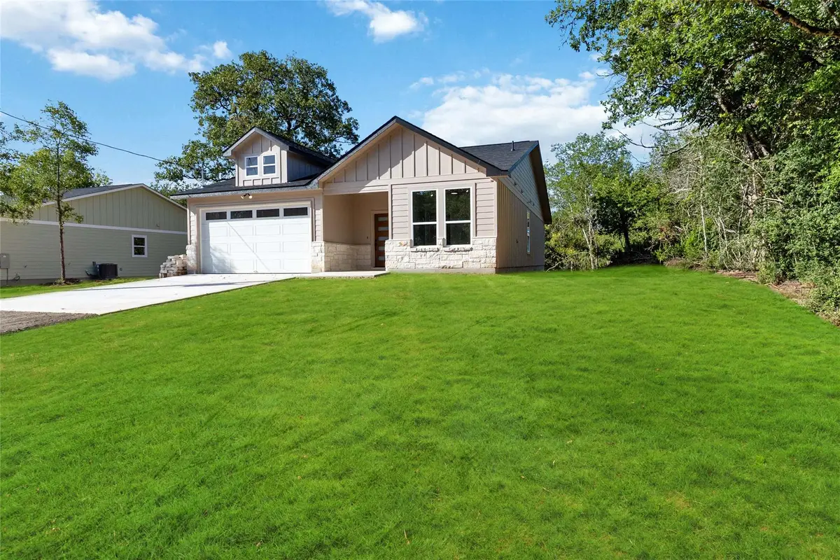 150 Palikea Ct, Bastrop, TX 78602 - Image #1