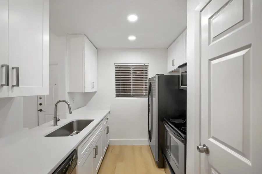 6903 Deatonhill Dr #31, Austin, TX 78745 - #3