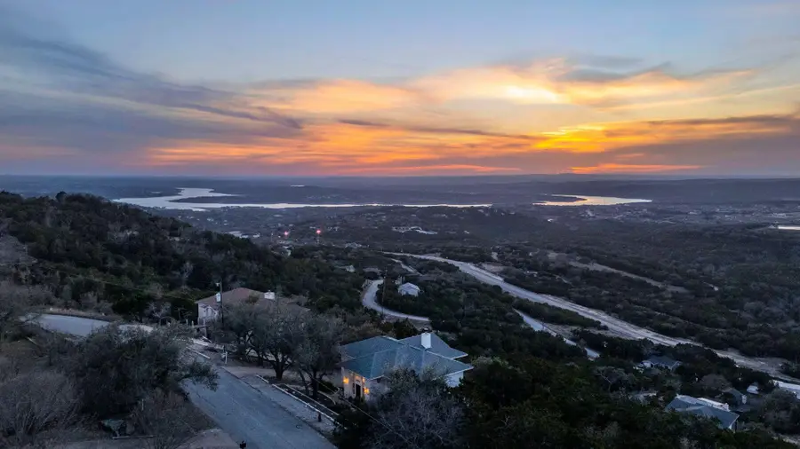 8414 Bronco Buster Trl, Lago Vista, TX 78645 - #3