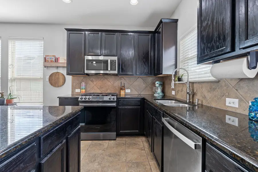 579 Dragon Ridge Rd, Buda, TX 78610 - Image #3