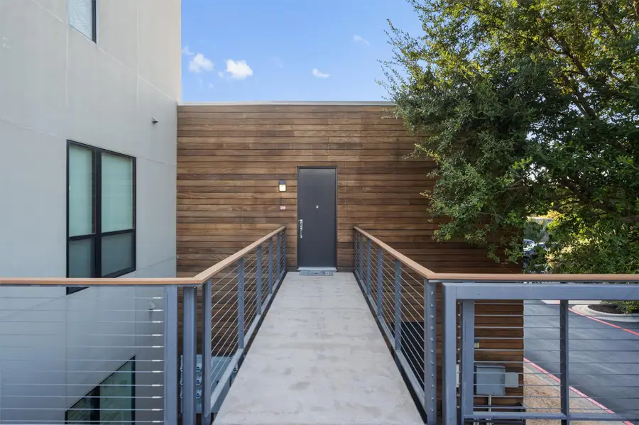 1101 Ivean Pearson Rd #E208, Lago Vista, TX 78645 - Image #3