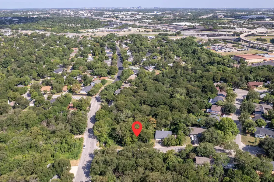 7005 Geneva Dr, Austin, TX 78723 - Image #2