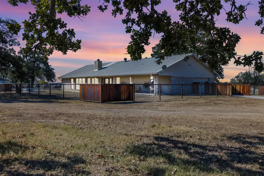 9203 S Us Highway 77 Highway, Rockdale, TX 76567 - Image #2