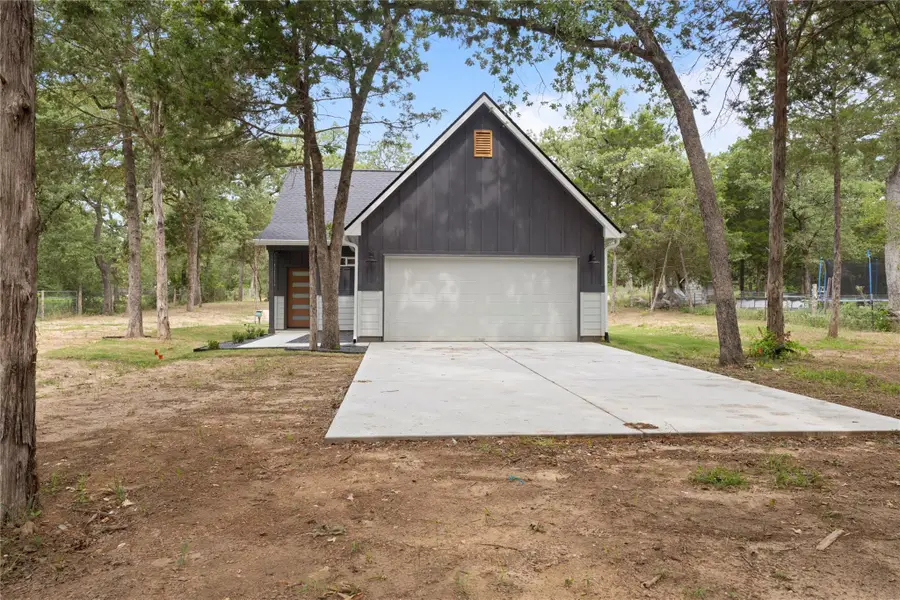 240 Shadow Oak Dr, Bastrop, TX 78602 - Image #3