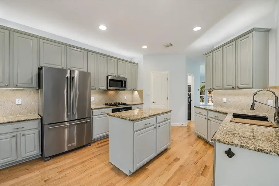 12820 Rush Creek Ln, Austin, TX 78732 - #3
