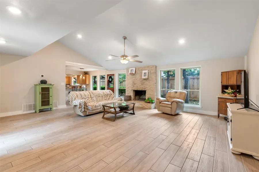 302 S Lake Creek Dr, Round Rock, TX 78681 - #3