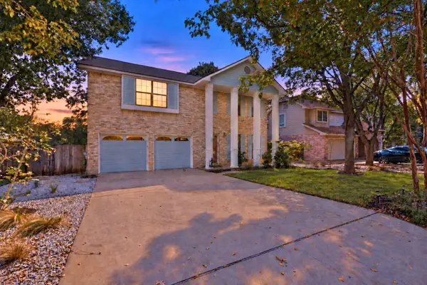 8103 Doe Meadow Dr, Austin, TX 78749