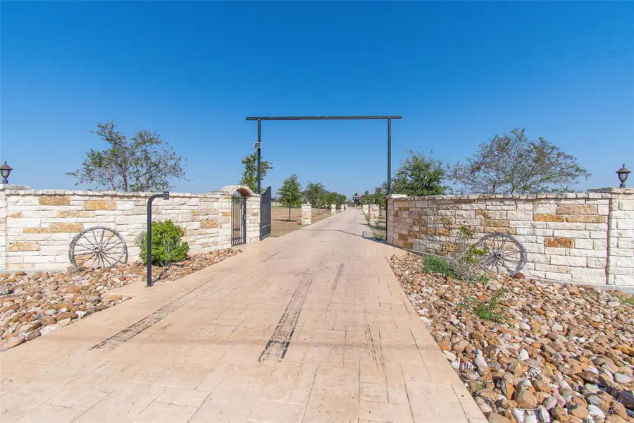 1480 Co Rd 127, Georgetown, TX 78626 - Image #3