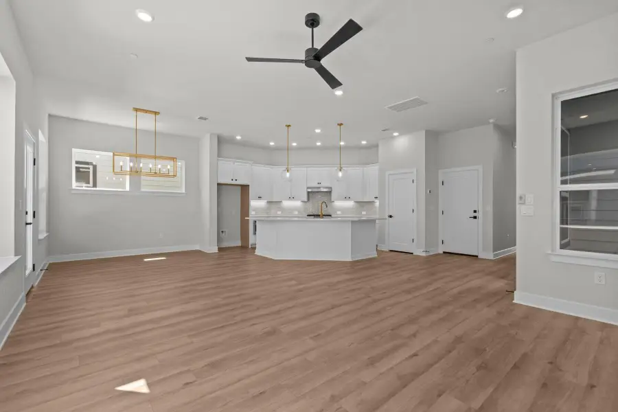 1023 Lucinda Williams Dr, Austin, TX 78744 - Image #3