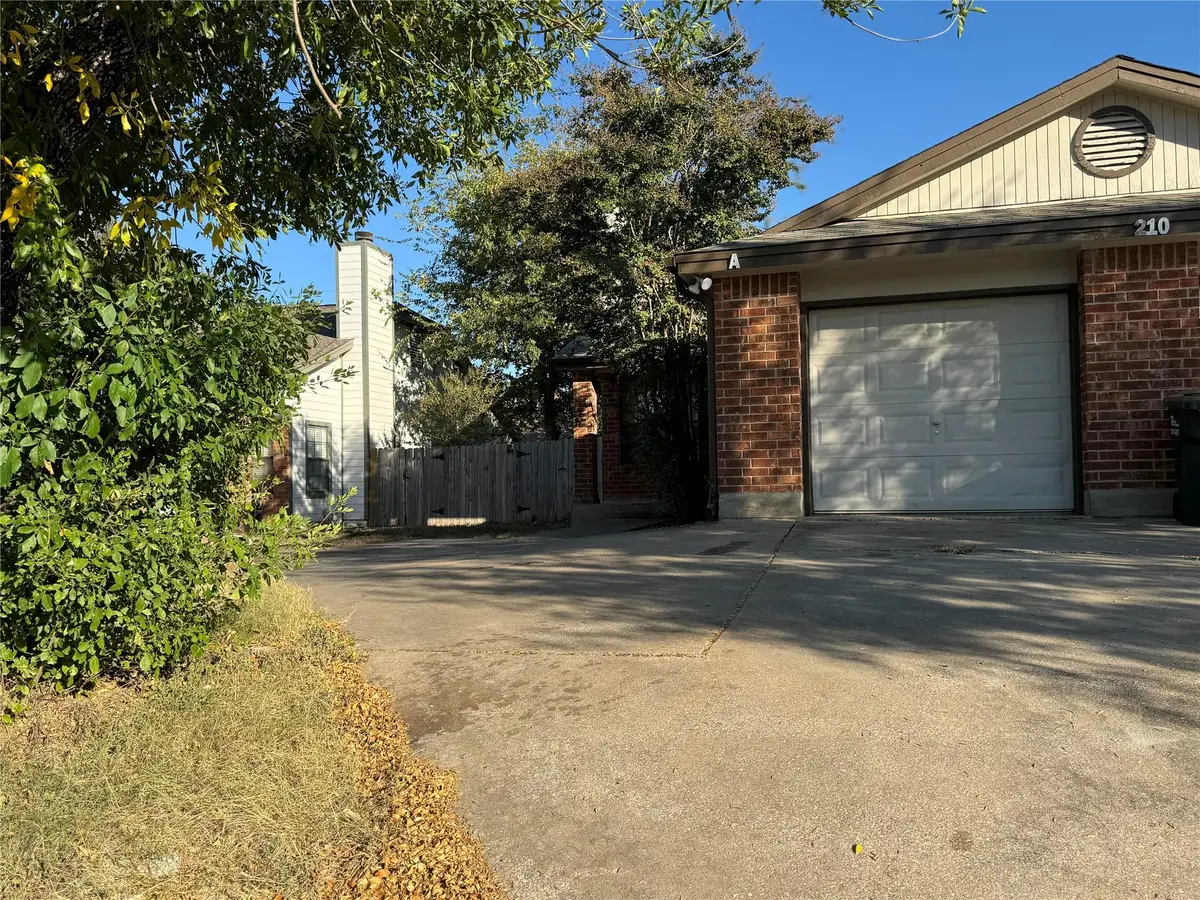 210 Tamara Dr #A & B, Georgetown, TX 78628 - Image #1