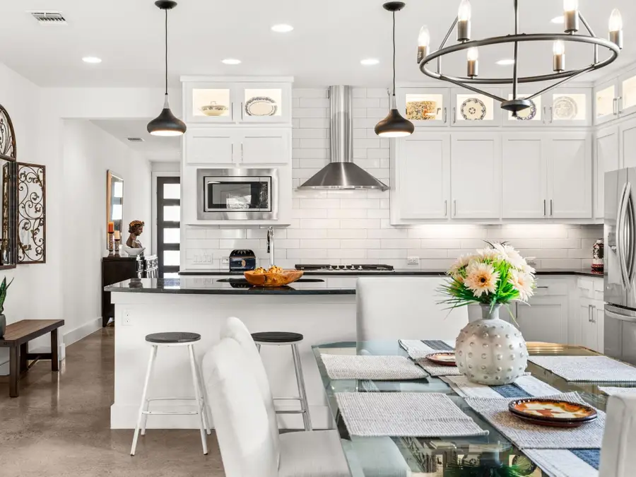 3711 Garden Villa Ln #A, Austin, TX 78704 - Image #2