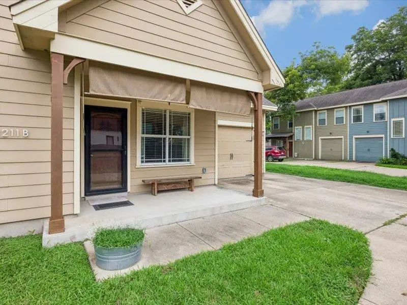 3211 Holton St #3211B, Austin, TX 78702 - #3