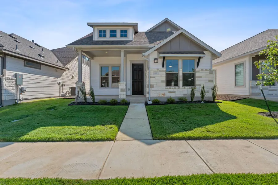 321 Orleanian Dr, Buda, TX 78610 - Image #2