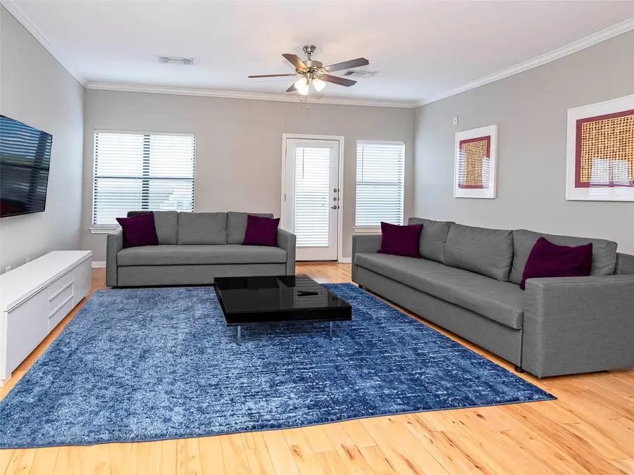 2502 Leon St #200, Austin, TX 78705 - #2