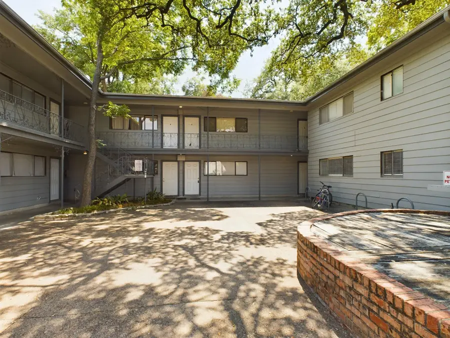 803 W 28th St #202, Austin, TX 78705 - #3