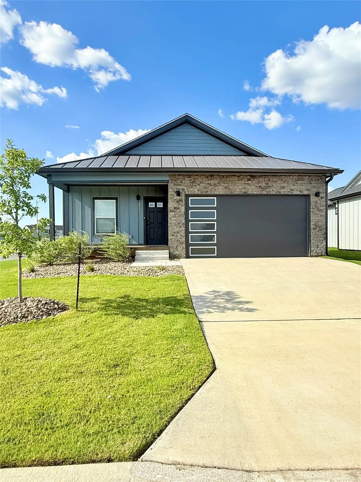 2031 Applewood Dr, Lockhart, TX 78644 - #1