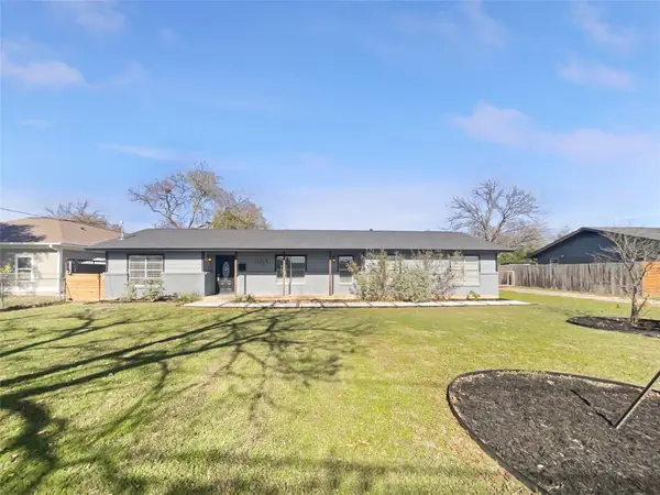 1105 E 17th St, Georgetown, TX 78626