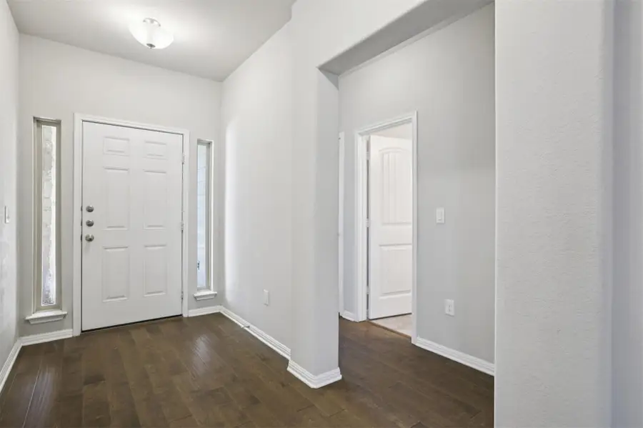 109 Serrano St, Georgetown, TX 78628 - #2