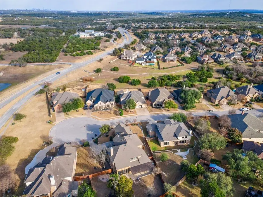 271 Longmont Ln, Austin, TX 78737 - Image #3