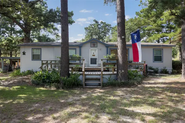 422 Private Road 7051 Rd, Milano, TX 76556
