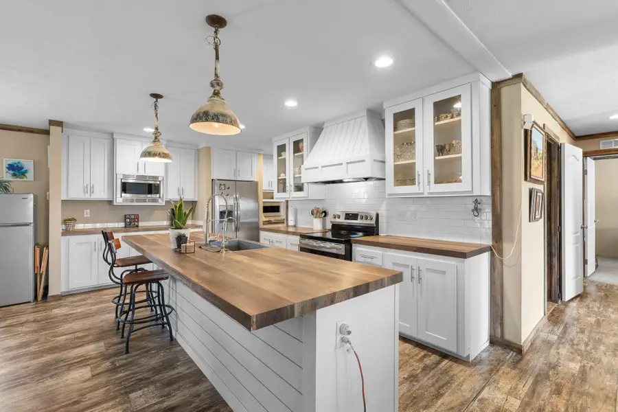 498 William Pettus Rd, Maxwell, TX 78656 - Image #2