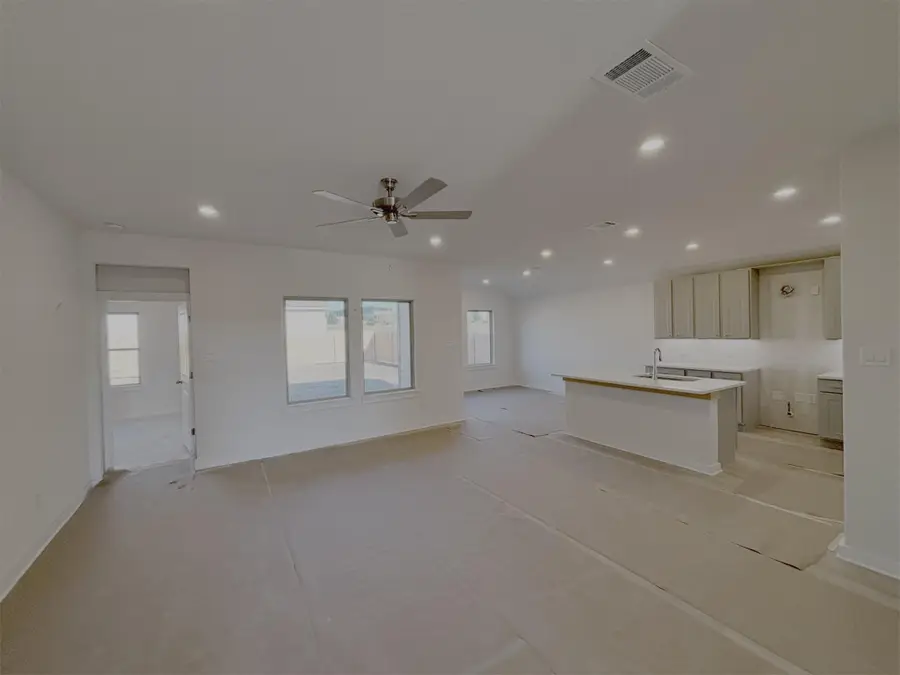 415 Salamander St, San Marcos, TX 78666 - Image #2