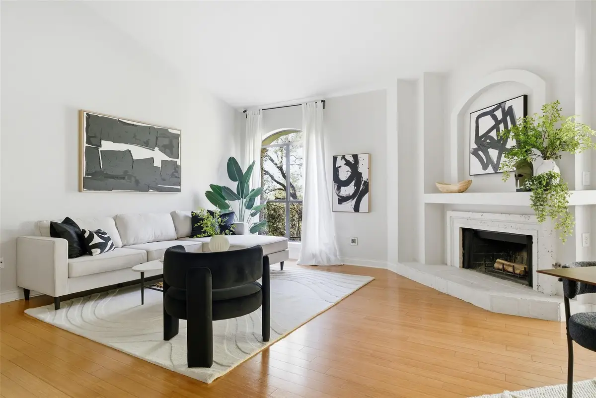 1000 Liberty Park Dr #204, Austin, TX 78746 - #1