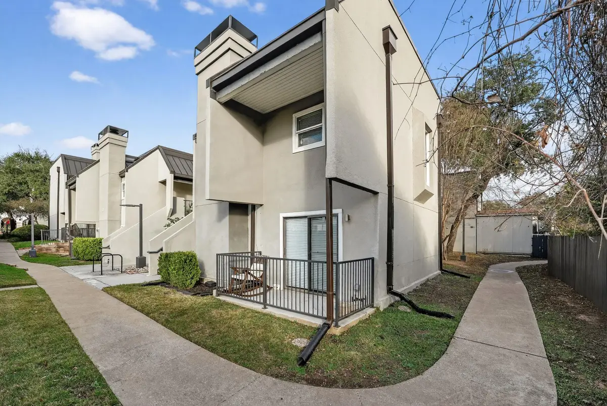 935 La Posada Dr #128, Austin, TX 78752 - Image #1