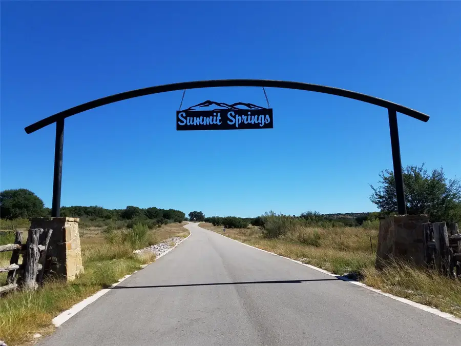 426 Cedar Mountain Dr, Marble Falls, TX 78654 - Image #2