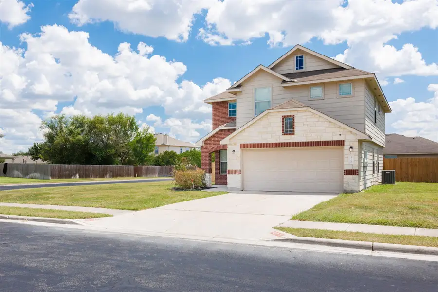 128 Luna Vista Dr, Hutto, TX 78634 - Image #3