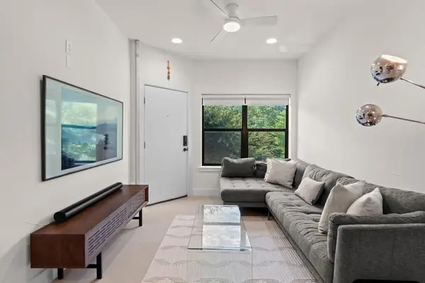 1807 Poquito St #30, Austin, TX 78702